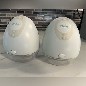 Elvie Wearable Pumps